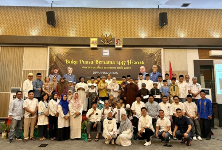 Apindo Riau Berbagi Kebahagiaan Ramadan Bersama Anak Yatim di Pekanbaru